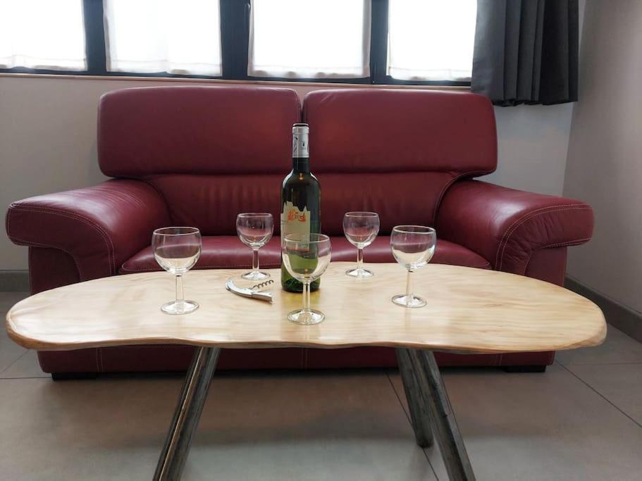 Le Cormoran Emplacement Ideal, Moderne Tres Equipe Thury-Harcourt-le-Hom Eksteriør billede